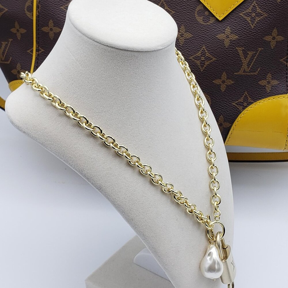 Authentic Louis Vuitton Gold Padlock w/unbranded 16k Gold Plated Stainless Steel - Picture 11 of 16